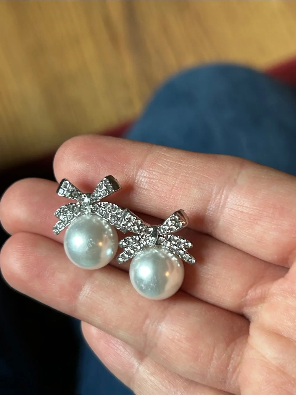 Pearl and Crystal Bow Stud Earrings - White Pearls